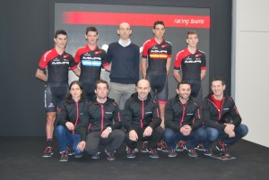 El MMR Factory Team © News Express