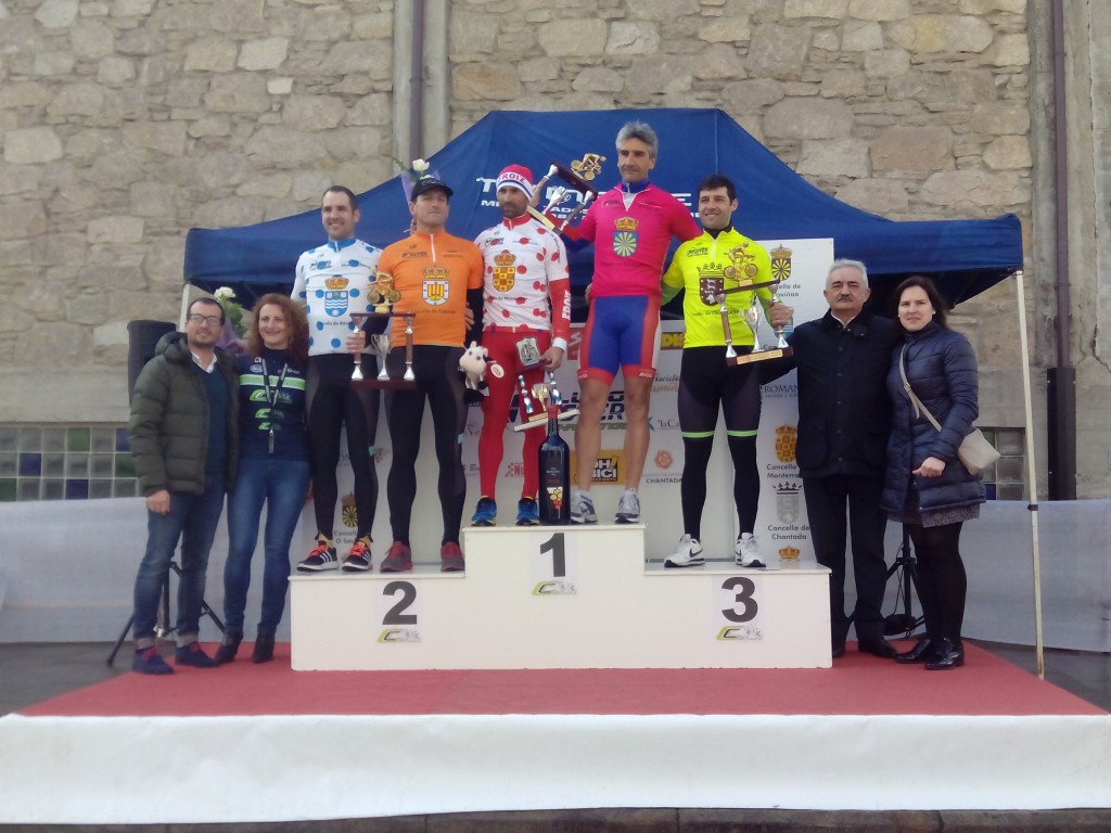 Podio con los vencedores de la Lugo Bike Challenge © Fund. ADO Moure