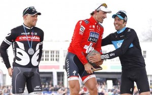 Hushovd, Cancellara y Flecha © 