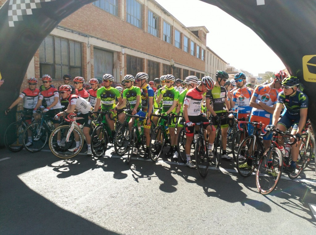 Salida de la prueba © arbitrosciclismo