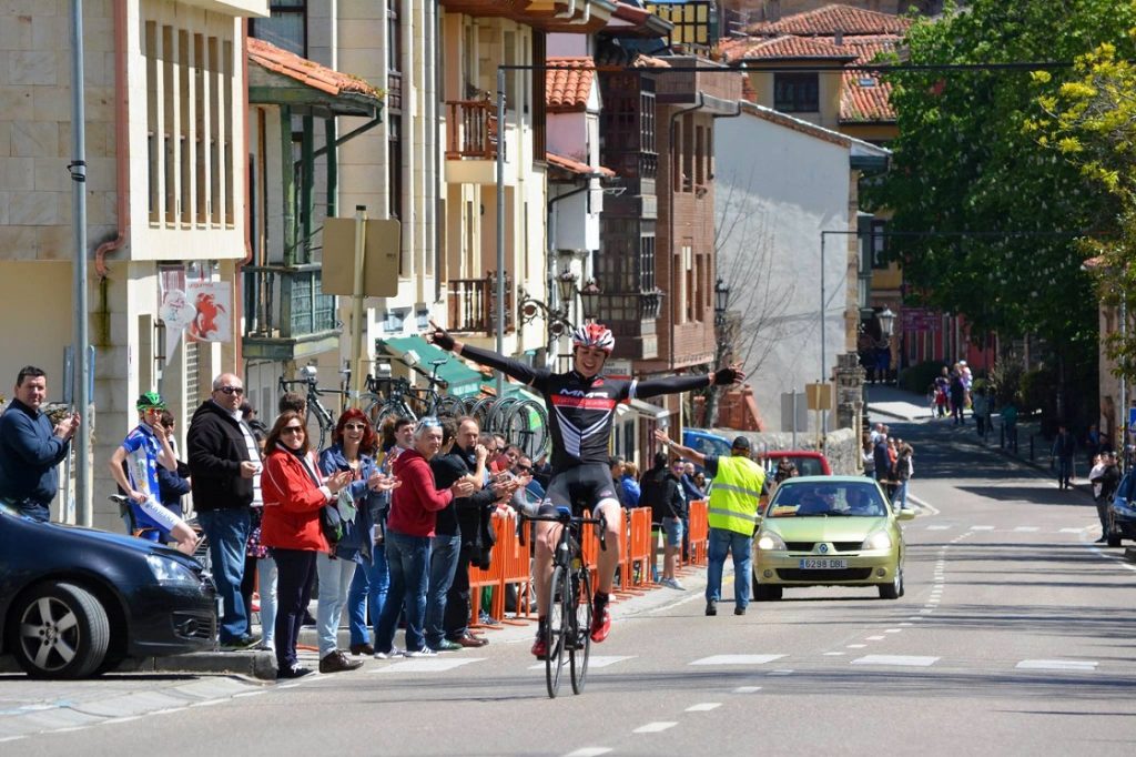Eduardo Pérez-Landaluce en Comillas
