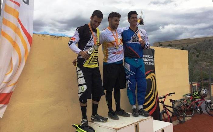 Rubén Crespo, en lo alto del podio de Ricla © FAC
