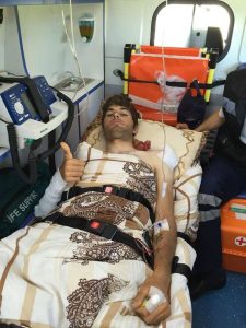 Costa, en la ambulancia