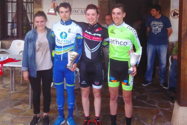 Podio en Hoznayo © MMR