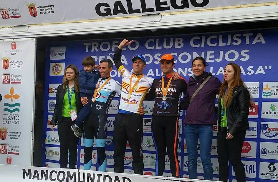 Podio máster 30 del Campeonato de Aragón © FAC