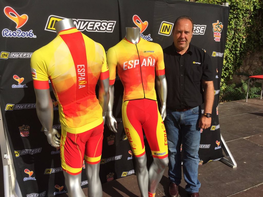 La equipación olímpica Inverse © Ciclo 21