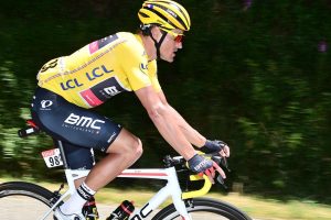 Van Avermaet luce su amarillo © ASO