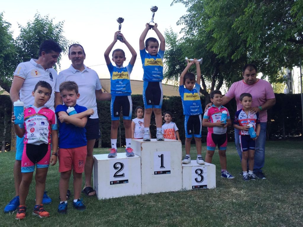 Uno de los podios del Trofeo Monte Encinar, puntuable para el Trofeo Castilla y León (zona sur) © Víctor Sastre