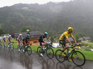 Froome bajo la lluvia © ASO