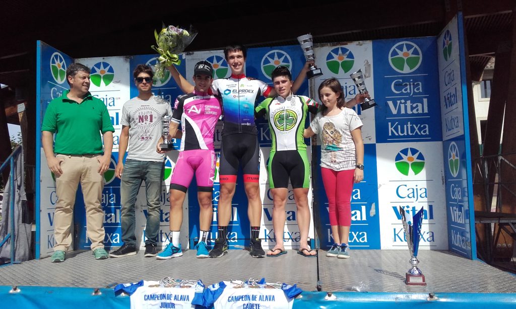 Podio júnior del Premio San Miguel © CC Zuyano