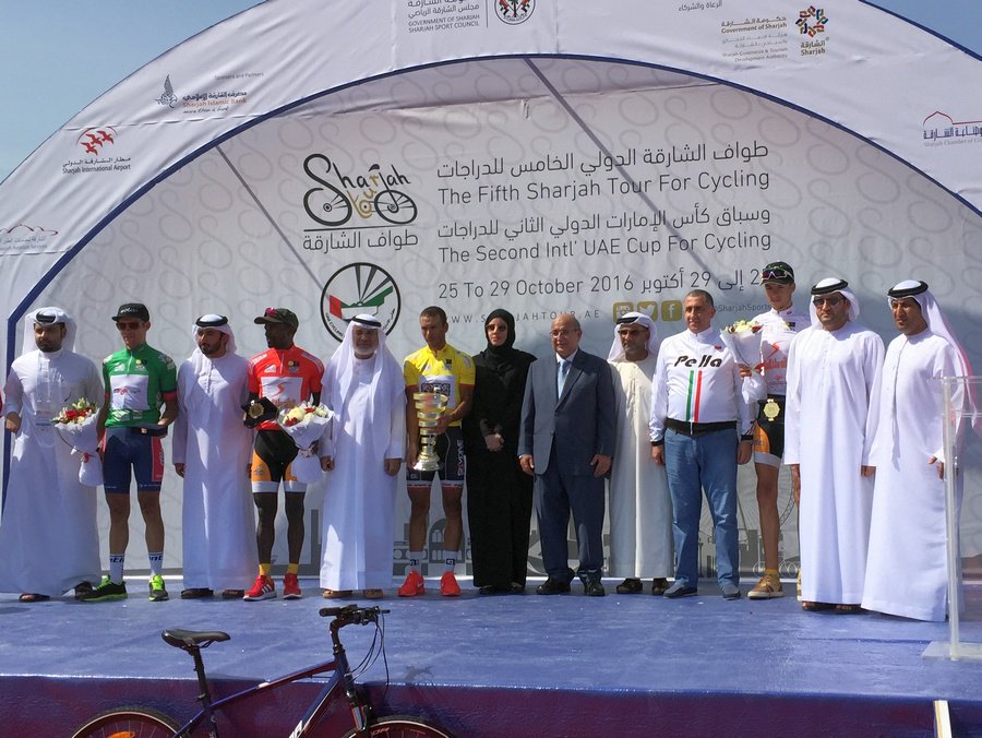 Podio final de la ronda asiática