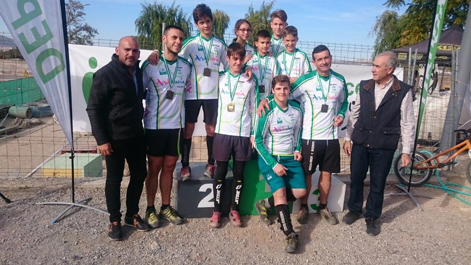 Campeones de Andalucía de Trialbici 2016 © FAC