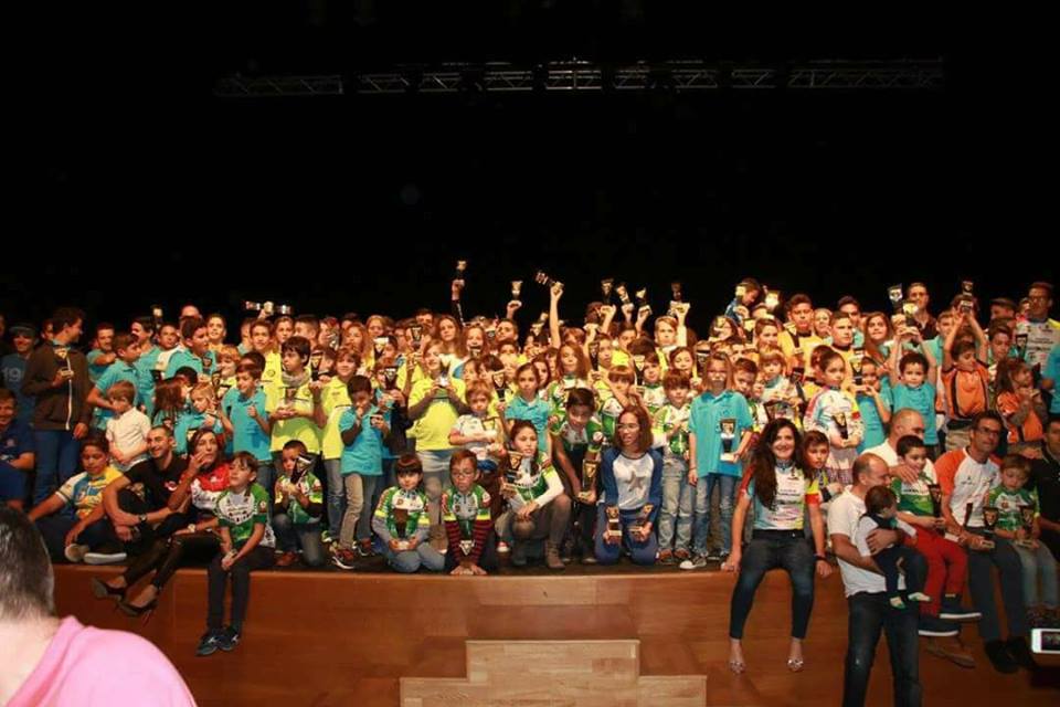 Los más pequeños también tuvieron su reconocimiento en la Gala canaria © Pedaleando por Canarias