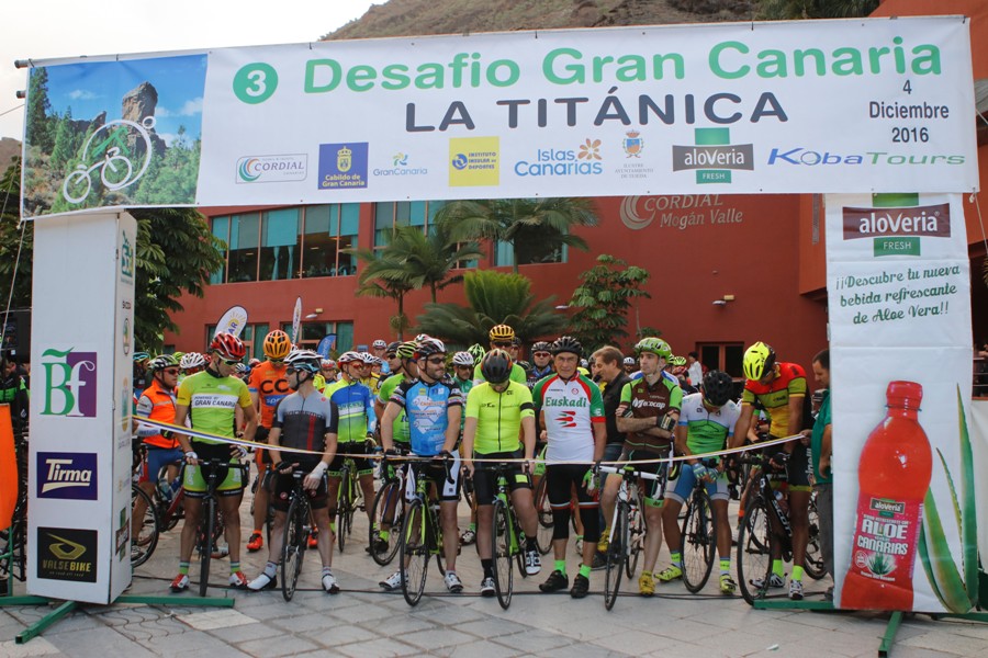Momentos antes de darse la salida a La Titánica © Iñaky Lopetegi