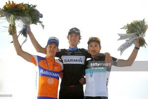El podio equivocado con Tjallingii (3º) y Cancellara 2º