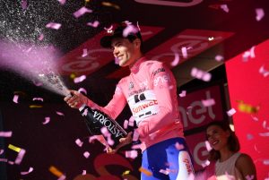 Dumoulin_Giro_17_10_Lider