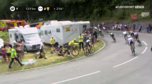 Froome_Aru_Tour Francia_2017_12_susto