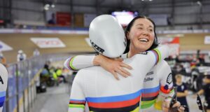 Katie Louise Archibald celebra su triunfo en la Copa de Naciones de Milton