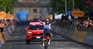 Julian Alaphilippe se estrena en el Giro de Italia