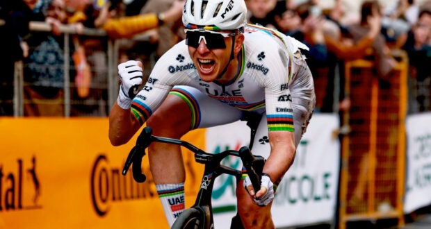 Pogacar vence su primera Milán-San Remo. @UAE