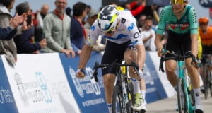 Carlos Canal en meta @Movistar