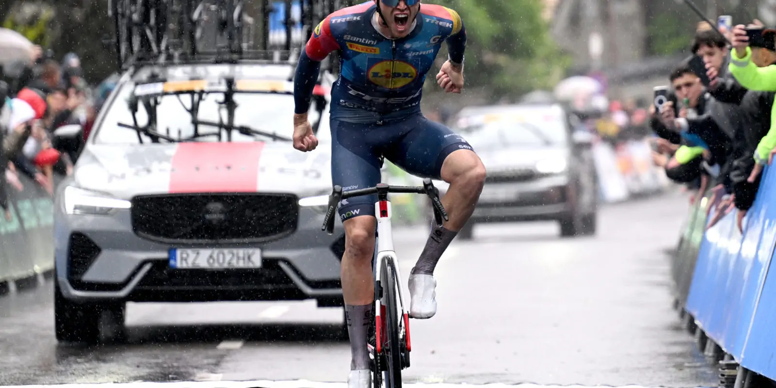 Jakob Söderqvist gana la cuarta etapa del Tour de Hungría 2026.