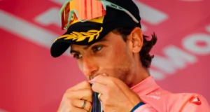 Ciccone se viste de rosa tras la cuarta etapa del GIro 2026.